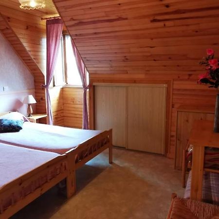Bed and Breakfast Le Fidele Saint-Chamant Exterior foto