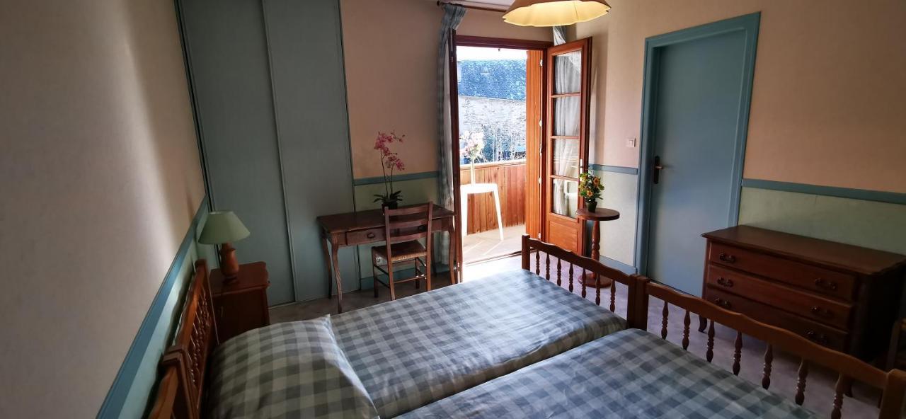 Bed and Breakfast Le Fidele Saint-Chamant Exterior foto